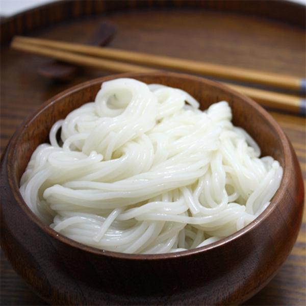 過(guò)橋米線(xiàn)加盟開(kāi)店