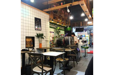 在洛陽(yáng)開(kāi)過(guò)橋米線(xiàn)加盟連鎖店有什么優(yōu)勢(shì)