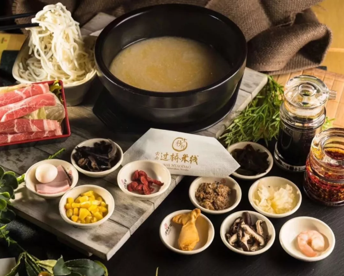  嗦米線的快樂 沒有吃過你一定體會不到！