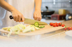 云南過橋米線生意不錯，加盟好嗎？