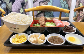 十秒到過橋米線加盟店可靠嗎？